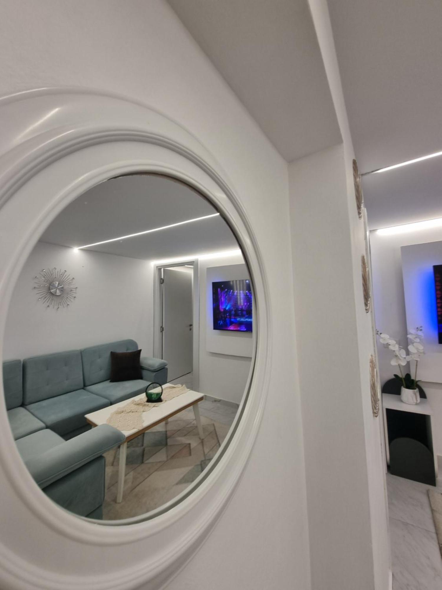 Mon Prive Apartment Tirana Room photo
